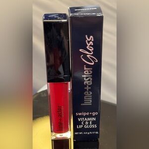 NIB Lune & Aster Swipe and Go Vitamin C & E Lip Gloss in Shade Innovator